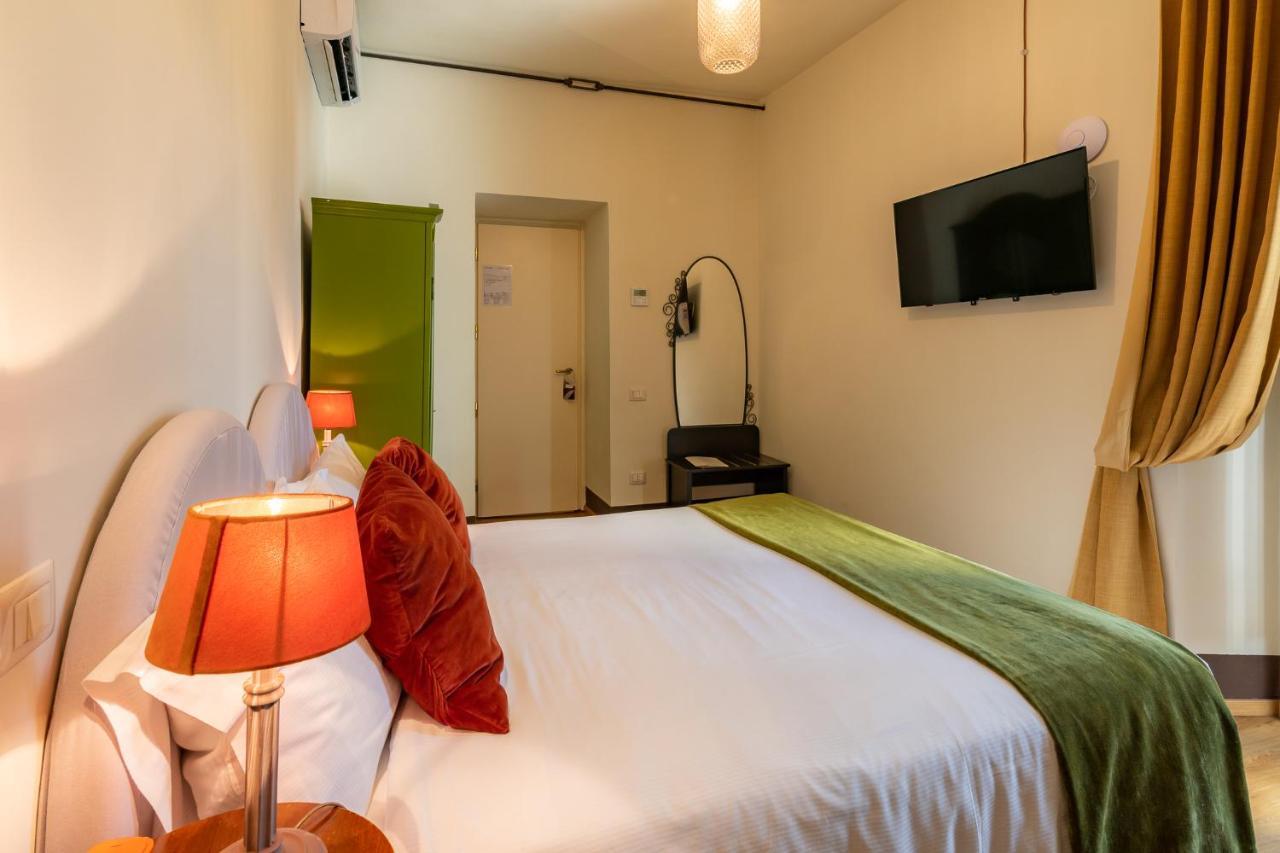Aurora Boutique Hotel & Private Spa 斯波莱托 外观 照片