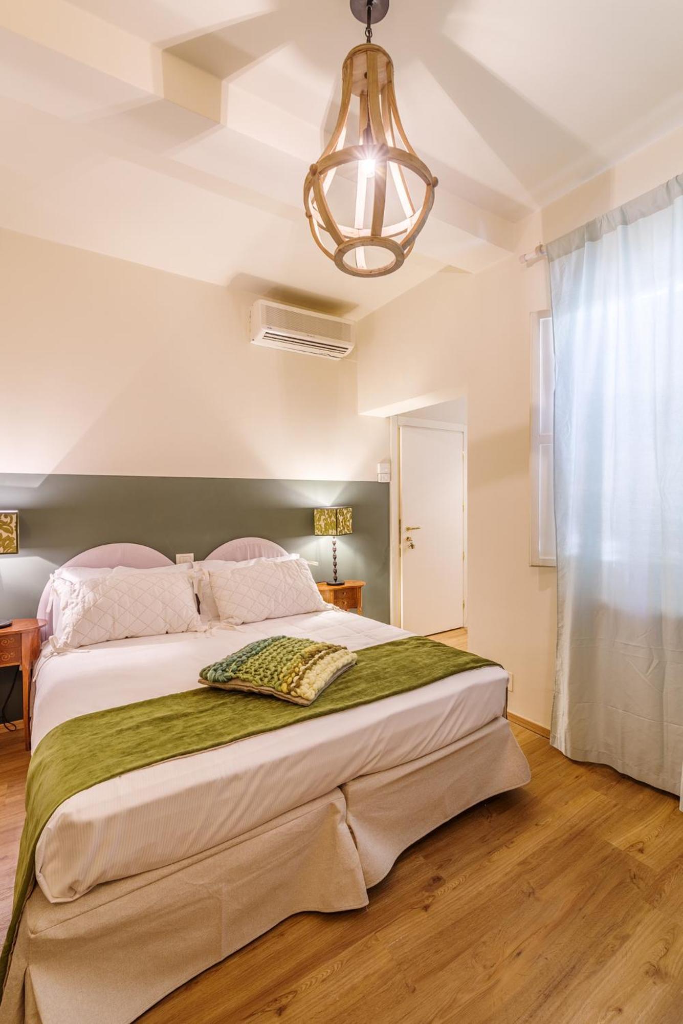 Aurora Boutique Hotel & Private Spa 斯波莱托 外观 照片
